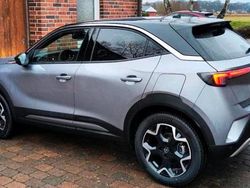Silber Gebraucht 2023 Opel Mokka-e Ultimate SUV | 23.499 € (Etwas zu teuer)