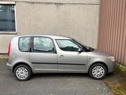 Grau Gebraucht 2005 Skoda Roomster Kombi | 999 € (Superpreis)