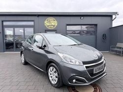 Gris shark Gebraucht 2017 Peugeot 208 Active Kleinwagen | 5.999 € (Fairer Preis)