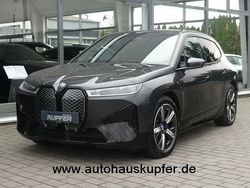 Grau Gebraucht 2024 BMW iX Performance SUV | 63.900 € (Guter Preis)