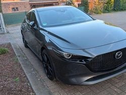 Grau Gebraucht 2020 Mazda 3 Selection Limousine | 19.500 € (Fairer Preis)
