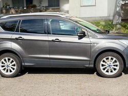 Grau Gebraucht 2016 Ford Kuga SUV | 10.700 € (Guter Preis)