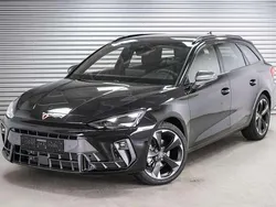 Midnight black metallic (0e) Neu 2025 Cupra Leon Kombi | 33.691 € (Guter Preis)