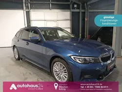 Blau Gebraucht 2021 BMW 330e Sport Line Kombi | 24.880 € (Guter Preis)