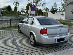 Silber Gebraucht 2002 Opel Vectra Limousine | 2.999 € (Etwas zu teuer)