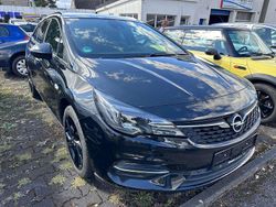 Saphirschwarz Gebraucht 2021 Opel Astra GS Line Kombi | 12.400 €