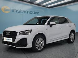 Weiß Gebraucht 2025 Audi Q2 SUV | 34.699 € (Teuer)