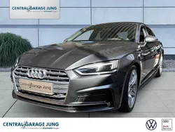 Grau Gebraucht 2020 Audi A5 Sportback S-Line Limousine | 30.950 € (Fairer Preis)