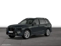 Grau Gebraucht 2025 BMW X7 M Sport SUV | 117.890 € (Superpreis)