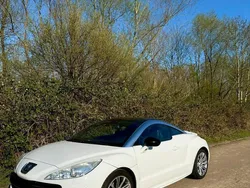 Weiß Gebraucht 2012 Peugeot RCZ Coupé | 10.300 € (Etwas zu teuer)