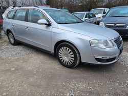 Silber Gebraucht 2009 VW Passat Comfortline Kombi | 1.700 € (Superpreis)
