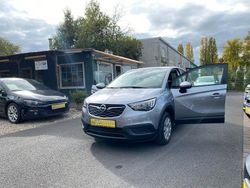 Grau Gebraucht 2019 Opel Crossland SUV | 9.400 € (Guter Preis)