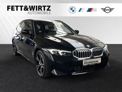 Saphirschwarz metallic Gebraucht 2024 BMW 330 Efficient Dynamics Kombi | 37.876 € (Superpreis)