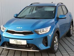 Blau Neu 2025 Kia Stonic Vision SUV | 22.950 € (Fairer Preis)