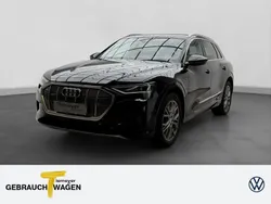 Mythosschwarz metallic Gebraucht 2020 Audi e-tron S-Line SUV | 37.980 € (Fairer Preis)
