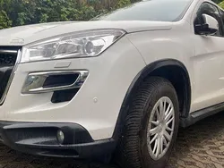Weiß Gebraucht 2015 Peugeot 4008 SUV | 9.500 € (Fairer Preis)