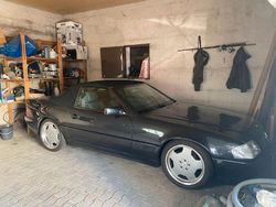 Schwarz Gebraucht 1992 Mercedes SL300 Cabrio | 18.900 €