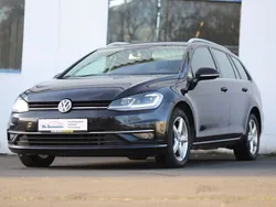 Schwarz Gebraucht 2019 VW Golf VII Highline Kombi | 12.980 € (Superpreis)