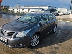 Grau Gebraucht 2012 Toyota Avensis Edition Kombi | 6.800 € (Fairer Preis)