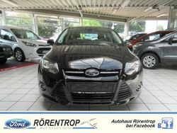Schwarz Gebraucht 2014 Ford Focus Titanium Kombi | 16.990 €