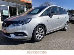 Silber Gebraucht 2017 Opel Zafira Active Van / Kleinbus | 12.490 € (Fairer Preis)