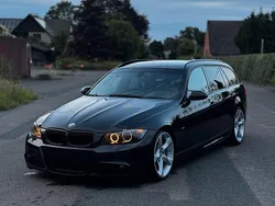Schwarz Gebraucht 2006 BMW 335 M Sport Kombi | 12.900 €