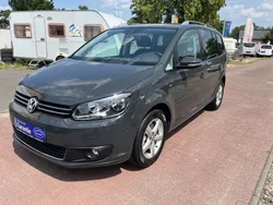 Grau Gebraucht 2015 VW Touran Cup Van / Kleinbus | 13.800 € (Guter Preis)