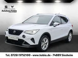 Weiß Gebraucht 2024 Seat Arona FR SUV | 25.890 € (Teuer)