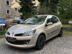 Beige Gebraucht 2006 Renault Clio II Campus Kleinwagen | 2.799 € (Fairer Preis)