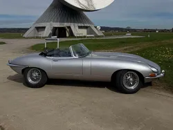 Silber Gebraucht 1966 Jaguar E-Type Cabrio | 129.000 €