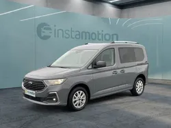 Grau Gebraucht 2023 Ford Tourneo Connect Titanium Van / Kleinbus | 23.396 € (Fairer Preis)