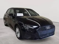 Brillantschwarz Gebraucht 2021 Audi A3 Sportback Kombi | 23.390 € (Guter Preis)