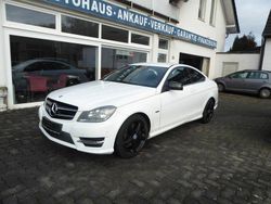 Weiß Gebraucht 2013 Mercedes C250 AMG Coupé | 8.200 € (Fairer Preis)