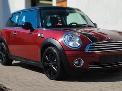 Rot Gebraucht 2009 Mini Cooper Kleinwagen | 5.990 € (Fairer Preis)