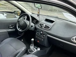 Schwarz Gebraucht 2006 Renault Clio Coupé | 2.200 €