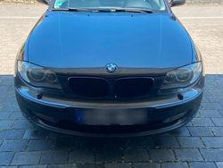 Grau Gebraucht 2008 BMW 118 Coupé Coupé | 2.500 €