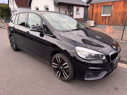 Schwarz Gebraucht 2015 BMW 220 Gran Tourer Van / Kleinbus | 11.000 € (Fairer Preis)