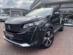 Lackierung schwarz perla nera/ Gebraucht 2023 Peugeot 5008 GTi Van / Kleinbus | 26.490 € (Superpreis)
