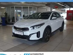 Weiß Neu 2024 Kia XCeed Spirit SUV | 29.476 € (Fairer Preis)
