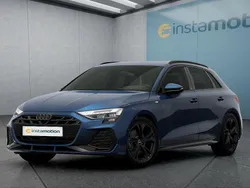 Blau Gebraucht 2024 Audi A3 S-Line Limousine | 39.649 €