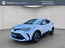 Platinumweiß perleffekt Gebraucht 2022 Toyota C-HR Team SUV | 24.990 € (Fairer Preis)