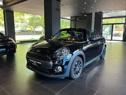 Schwarz Gebraucht 2020 Mini One Cabriolet Salt Cabrio | 19.490 €