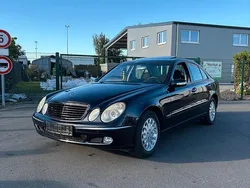 Blau Gebraucht 2003 Mercedes E200 Limousine | 3.999 € (Etwas zu teuer)