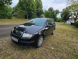 Schwarz Gebraucht 2006 Skoda Fabia Kombi | 1.300 € (Fairer Preis)