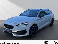 Weiss Gebraucht 2022 Cupra Leon Kombi | 24.990 € (Guter Preis)