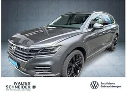 Grau Gebraucht 2021 VW Touareg Elegance SUV | 47.950 € (Fairer Preis)