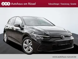 Schwarz Gebraucht 2020 VW Golf VIII Life Limousine | 18.690 € (Fairer Preis)