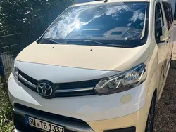 Weiß Gebraucht 2019 Toyota Proace Van | 11.990 €