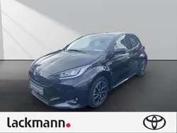 Schwarz Gebraucht 2021 Toyota Yaris Hybrid Play Kleinwagen | 17.990 € (Guter Preis)