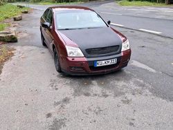 Rot Gebraucht 2003 Opel Vectra Kombi | 1.299 €